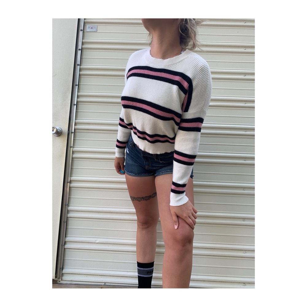 Sweater - Picture 2 of 3